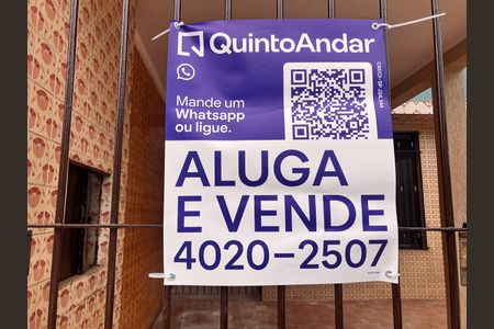 Casa à venda com 95m², 2 quartos e 2 vagasPlaca instalada