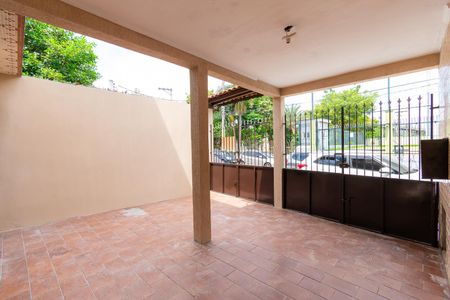 Casa à venda com 95m², 2 quartos e 2 vagasGaragem