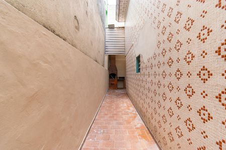 Casa à venda com 95m², 2 quartos e 2 vagasQuintal