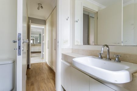 Apartamento para alugar com 127m², 3 quartos e 3 vagasBanheiro da Suíte 3
