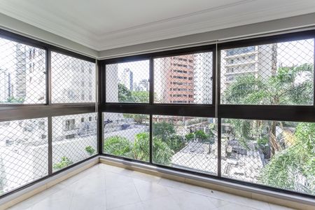 Varanda de apartamento para alugar com 3 quartos, 127m² em Vila Nova Conceição, São Paulo