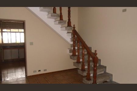 Casa à venda com 2 quartos, 108m² em Parque Novo Mundo, São Paulo