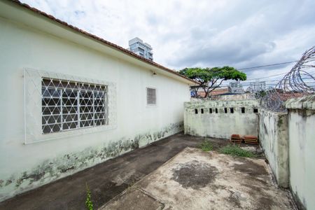 Casa à venda com 180m², 3 quartos e 2 vagasAREA EXTERNA