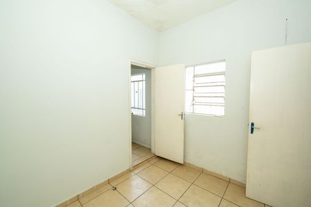 Casa à venda com 180m², 3 quartos e 2 vagasEDICULA