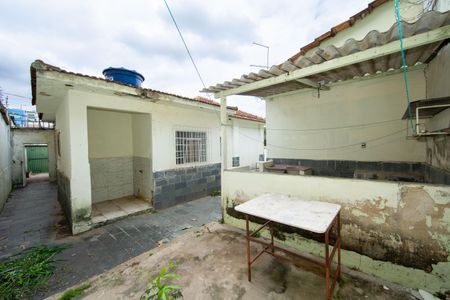Casa à venda com 180m², 3 quartos e 2 vagasAREA EXTERNA