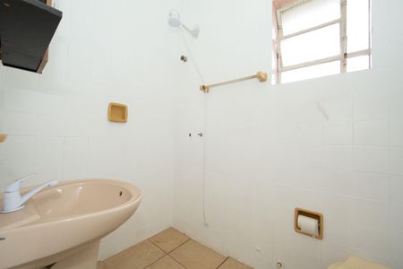 Casa à venda com 180m², 3 quartos e 2 vagasBANHEIRO1