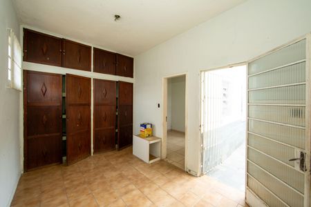 Casa à venda com 180m², 3 quartos e 2 vagasEDICULA