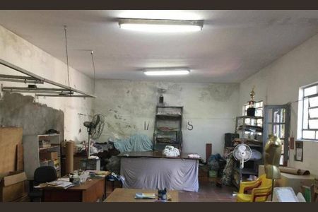 Casa à venda com 3 quartos, 210m² em Vila Prudente, São Paulo