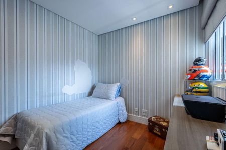 Apartamento à venda com 3 quartos, 138m² em Jardim Caravelas, São Paulo