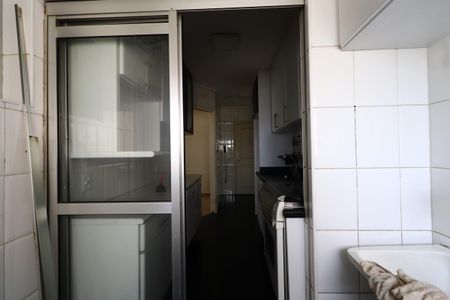 Apartamento à venda com 90m², 3 quartos e 2 vagasÁrea de Serviço