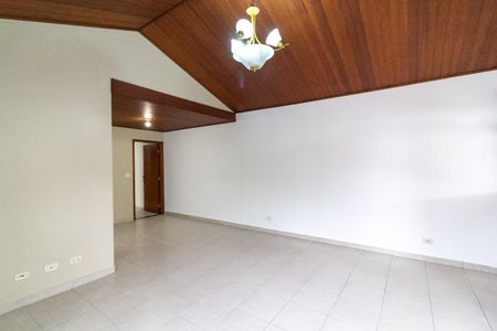 Casa para alugar com 110m², 2 quartos e 1 vagaSala