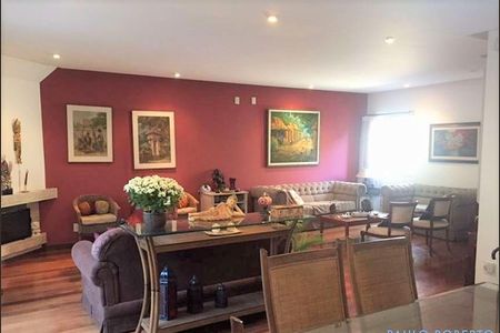 Casa à venda com 4 quartos, 369m² em Santo Amaro, São Paulo