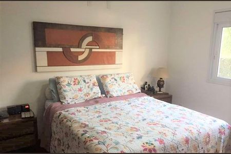 Casa à venda com 4 quartos, 369m² em Santo Amaro, São Paulo