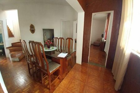 Casa à venda com 3 quartos, 150m² em Floresta, Belo Horizonte