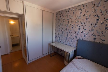 Apartamento à venda com 80m², 3 quartos e 2 vagasQUARTO 2