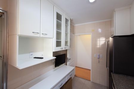 Apartamento à venda com 80m², 3 quartos e 2 vagasCOZINHA