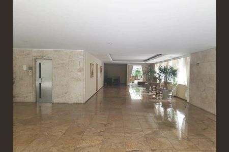 Apartamento à venda com 3 quartos, 156m² em Cerqueira César, São Paulo