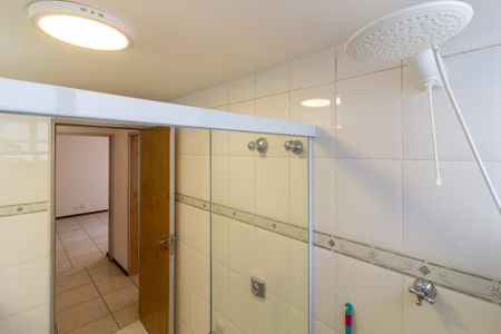 Banheiro de apartamento para alugar com 3 quartos, 156m² em Cerqueira César, São Paulo