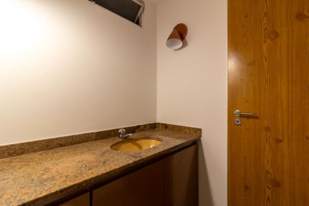 Apartamento para alugar com 156m², 3 quartos e 1 vaga Apartamento para alugar com 156m², 3 quartos e 1 vagaLavabo