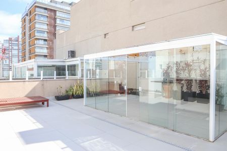 Apartamento à venda com 260m², 2 quartos e 3 vagas Apartamento à venda com 260m², 2 quartos e 3 vagasÁrea Externa