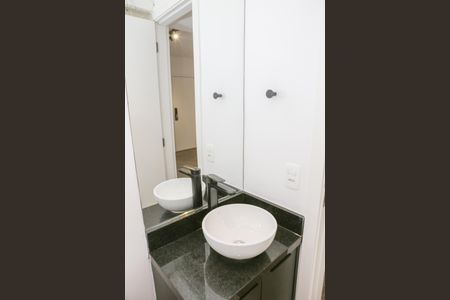 Apartamento à venda com 260m², 2 quartos e 3 vagas Apartamento à venda com 260m², 2 quartos e 3 vagasLavabo