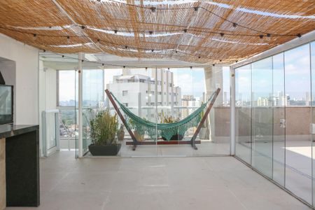 Apartamento à venda com 260m², 2 quartos e 3 vagas Apartamento à venda com 260m², 2 quartos e 3 vagasÁrea Gourmet