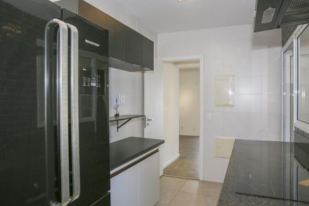 Apartamento à venda com 260m², 2 quartos e 3 vagas Apartamento à venda com 260m², 2 quartos e 3 vagasCozinha