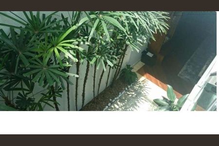 Casa à venda com 3 quartos, 130m² em Pinheirinho, Santo André