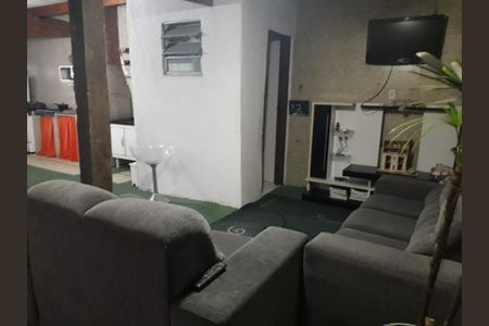 Casa à venda com 2 quartos, 200m² em Campanário, Diadema