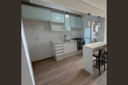 Apartamento à venda com 2 quartos, 73m² em Jardim Tupanci, Barueri