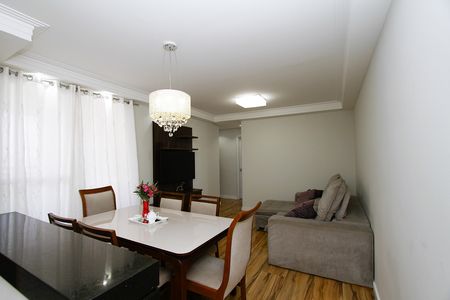 Apartamento para alugar com 72m², 3 quartos e 1 vagaSala