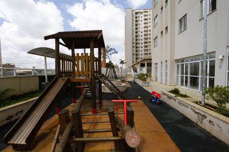 Apartamento para alugar com 72m², 3 quartos e 1 vagaÁrea comum - Playground