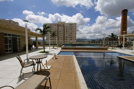 Apartamento para alugar com 72m², 3 quartos e 1 vagaÁrea comum - Piscina