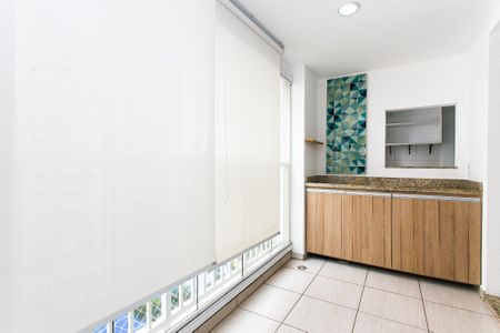 Apartamento para alugar com 71m², 2 quartos e 1 vagaVaranda da Sala