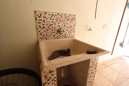 Casa para alugar com 40m², 1 quarto e sem vagaLavanderia