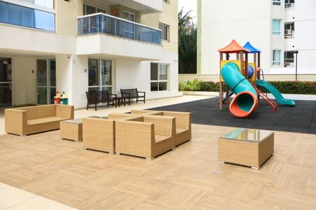 Apartamento para alugar com 80m², 2 quartos e 1 vagaÁrea comum - Playground