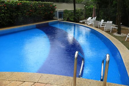 Apartamento para alugar com 80m², 2 quartos e 1 vagaÁrea comum - Piscina