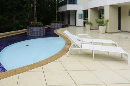 Apartamento para alugar com 80m², 2 quartos e 1 vagaÁrea comum - Piscina