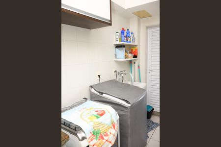 Apartamento para alugar com 80m², 2 quartos e 1 vagaÁrea de Serviço