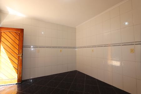 Casa à venda com 200m², 4 quartos e 4 vagasSala e Cozinha Casa 2