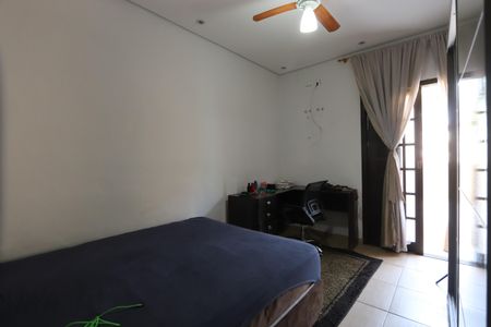 Casa à venda com 200m², 4 quartos e 4 vagasQuarto 3