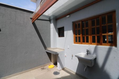 Casa para alugar com 100m², 2 quartos e 1 vagaÁrea de Serviço