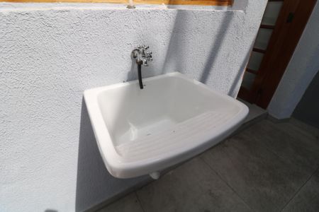 Casa para alugar com 100m², 2 quartos e 1 vagaÁrea de Serviço