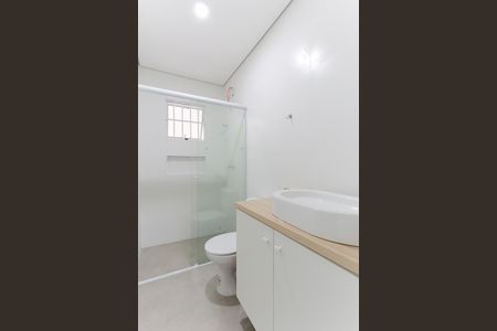 Banheiro de casa para alugar com 1 quarto, 37m² em Jardim São Paulo, São Paulo