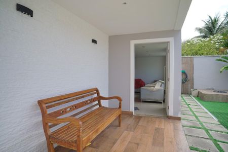 Casa à venda com 280m², 4 quartos e 3 vagasVaranda