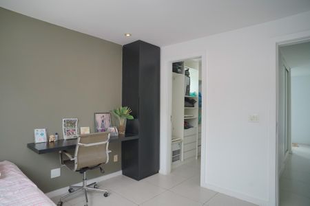 Casa à venda com 280m², 4 quartos e 3 vagasQuarto 2