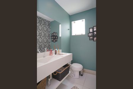 Casa à venda com 280m², 4 quartos e 3 vagasBanheiro Social