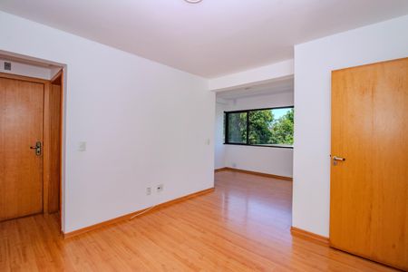 Sala de apartamento para alugar com 3 quartos, 75m² em Cristo Redentor, Porto Alegre