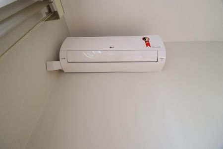 Sala de apartamento para alugar com 2 quartos, 75m² em Santa Mônica, Uberlândia