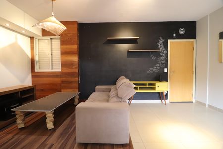 Sala de apartamento para alugar com 2 quartos, 75m² em Santa Mônica, Uberlândia